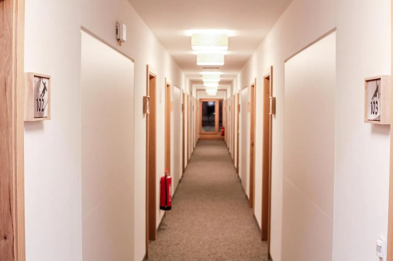 Lizum 1600 | Kompetenzzentrum Snowsport Tirol Axamer Lizum Hotel